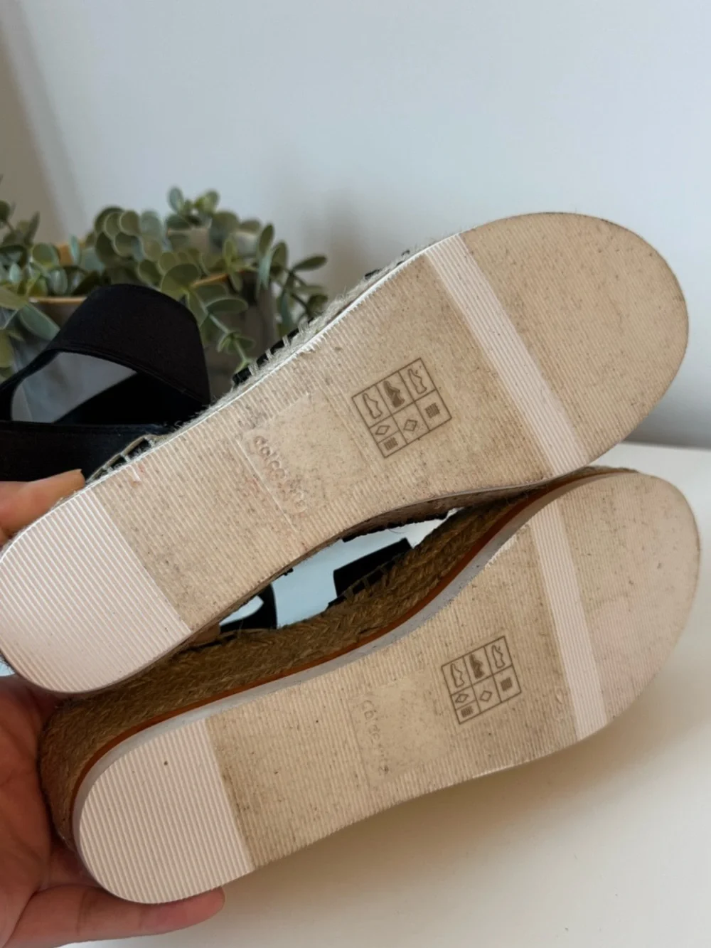 Dolce Vita platform espadrille sandals black elastic straps summer size 7.5